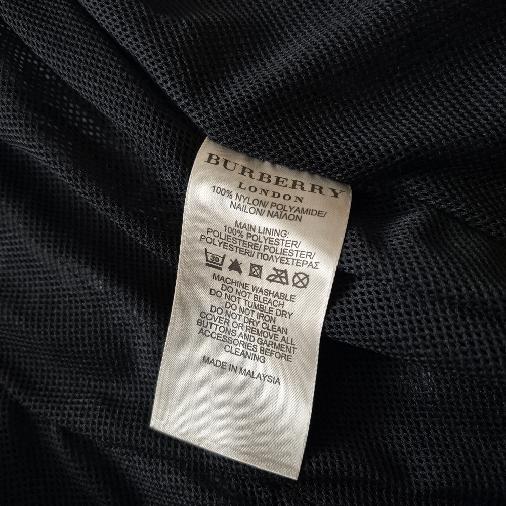 COPY - Burberry coat - Picture 11 of 11